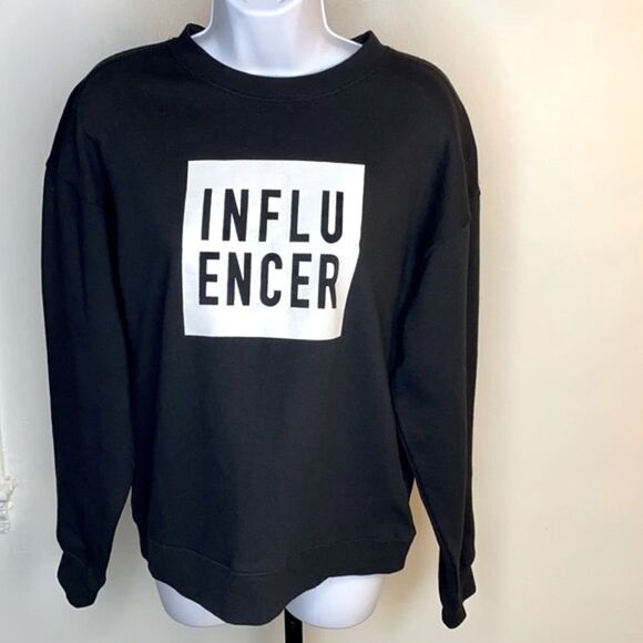 NEW...Black/White sweat shirt size M (med) from Forever21 - Picture 1 of 1